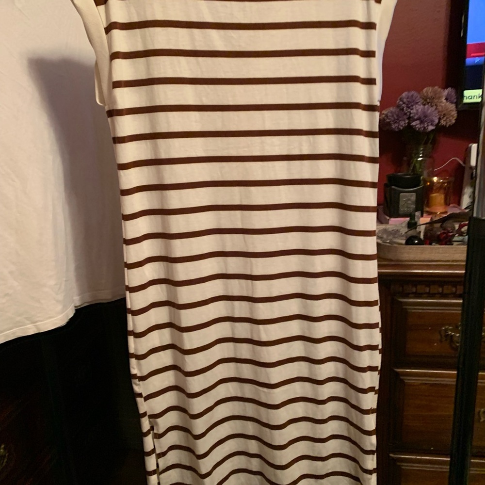Spring/Summer Dress - Picture 2 of 6